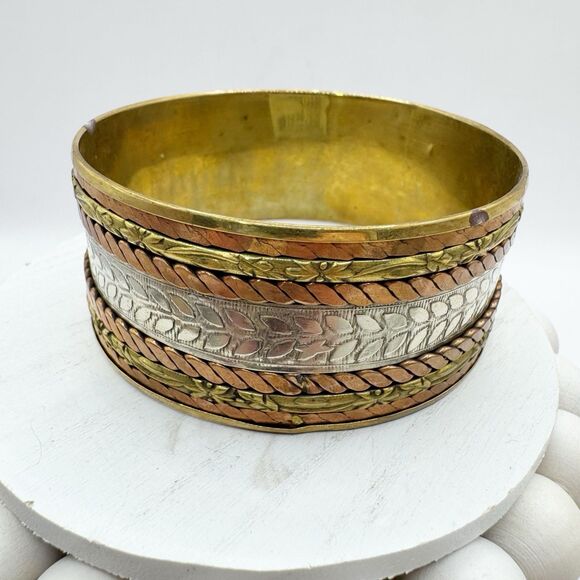 Artisan Chunky Wide Gold Silver Brass Textured Stripes Leaf Bangle Bracelet - Picture 4 of 16